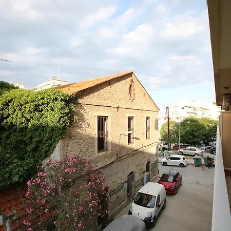 Oikodespina * Kavala